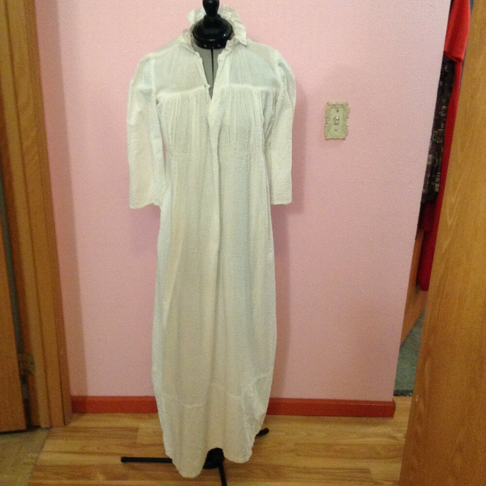 Antique c. 1920s White Nightgown - Picture 2 of 6